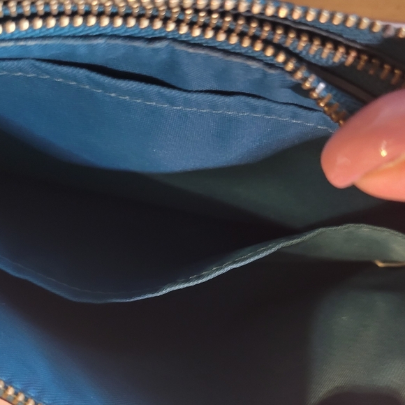 Coach Leather Teal Wristlet Wallet With Many Pockets And Duel Zippers - Picture 4 of 4